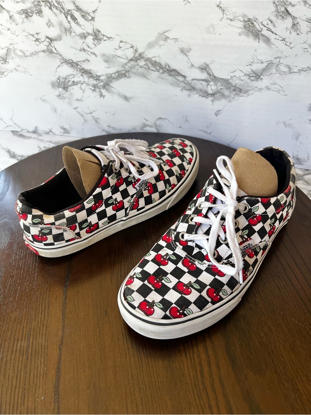 Vans Women’s Doheny Cherry Checkered Canvas Low Top Lace Sneakers 10 Retro